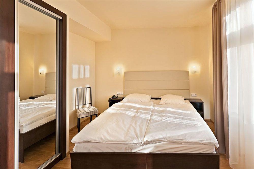 Hotel Unique Praha Ruang foto