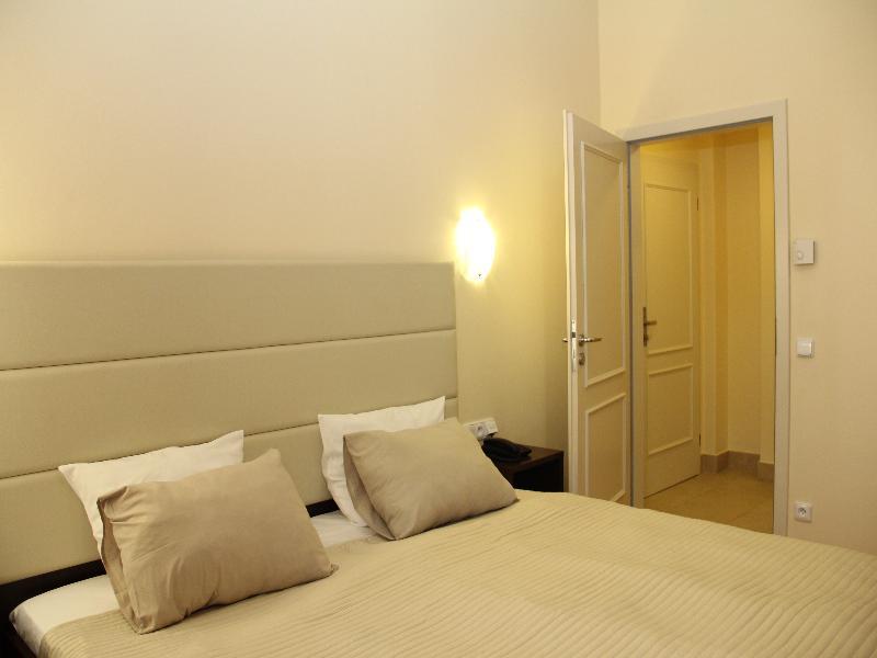 Hotel Unique Praha Bagian luar foto