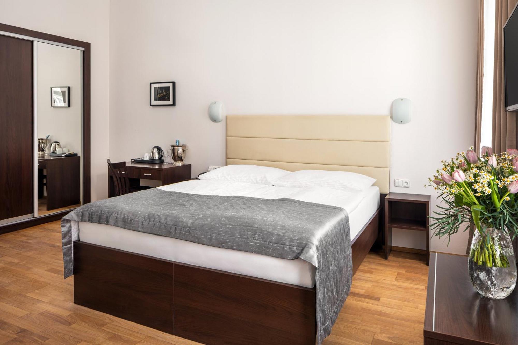Hotel Unique Praha Bagian luar foto